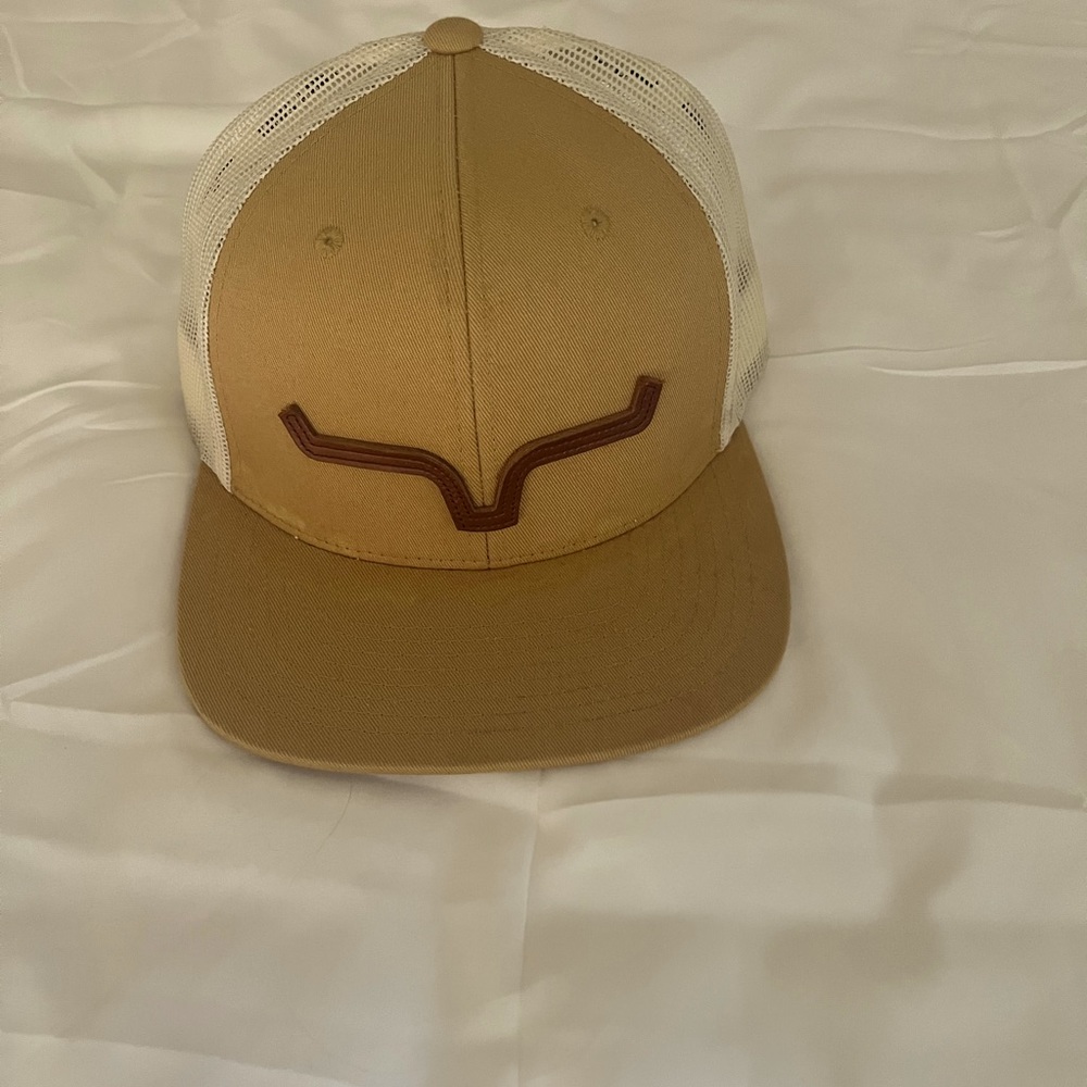 The Buckle Hat